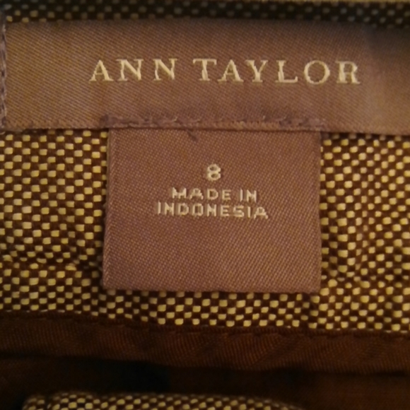 Brown Button-Down Skirt - Picture 8 of 10